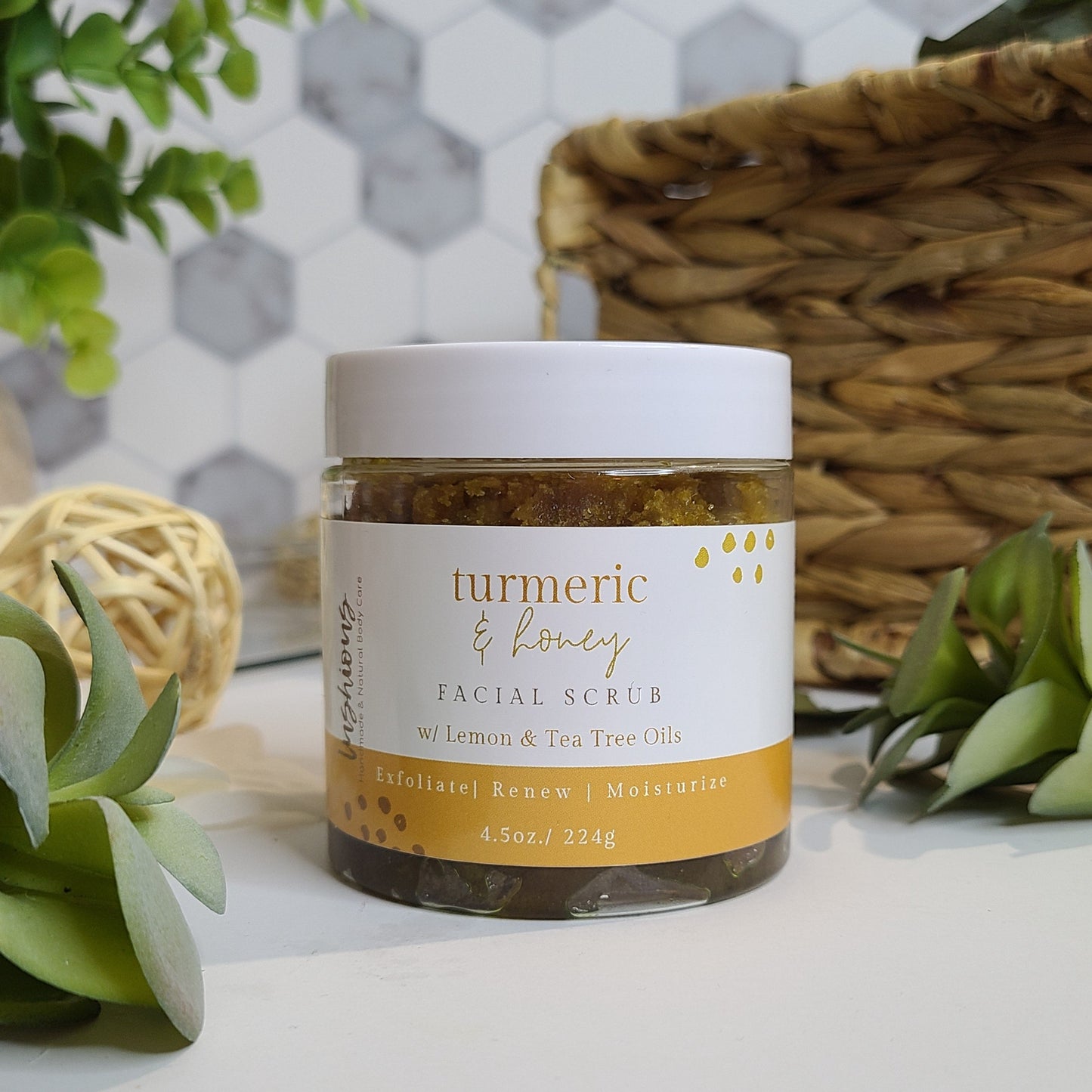 Turmeric & Honey Facial Scrub